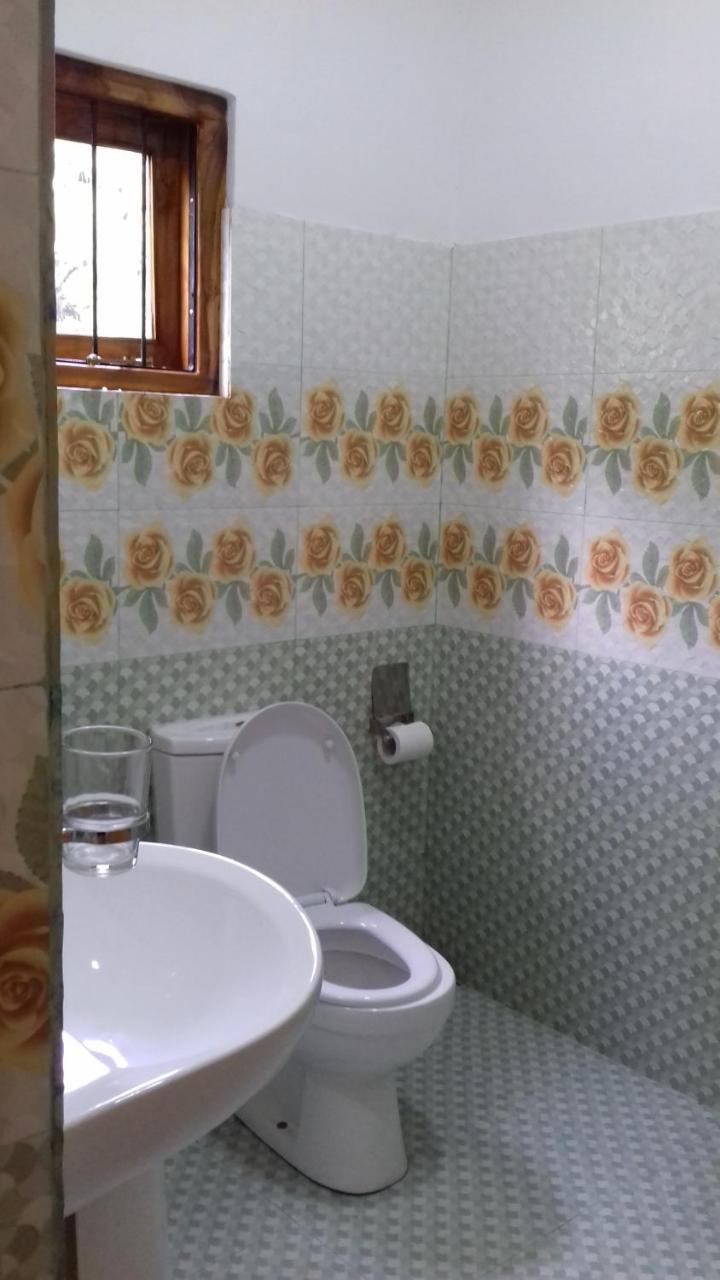 Rainbow Guest House هيكادوفا المظهر الخارجي الصورة