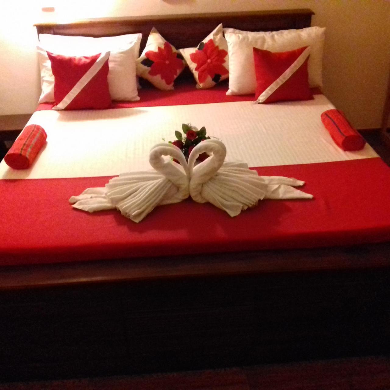 Rainbow Guest House هيكادوفا المظهر الخارجي الصورة