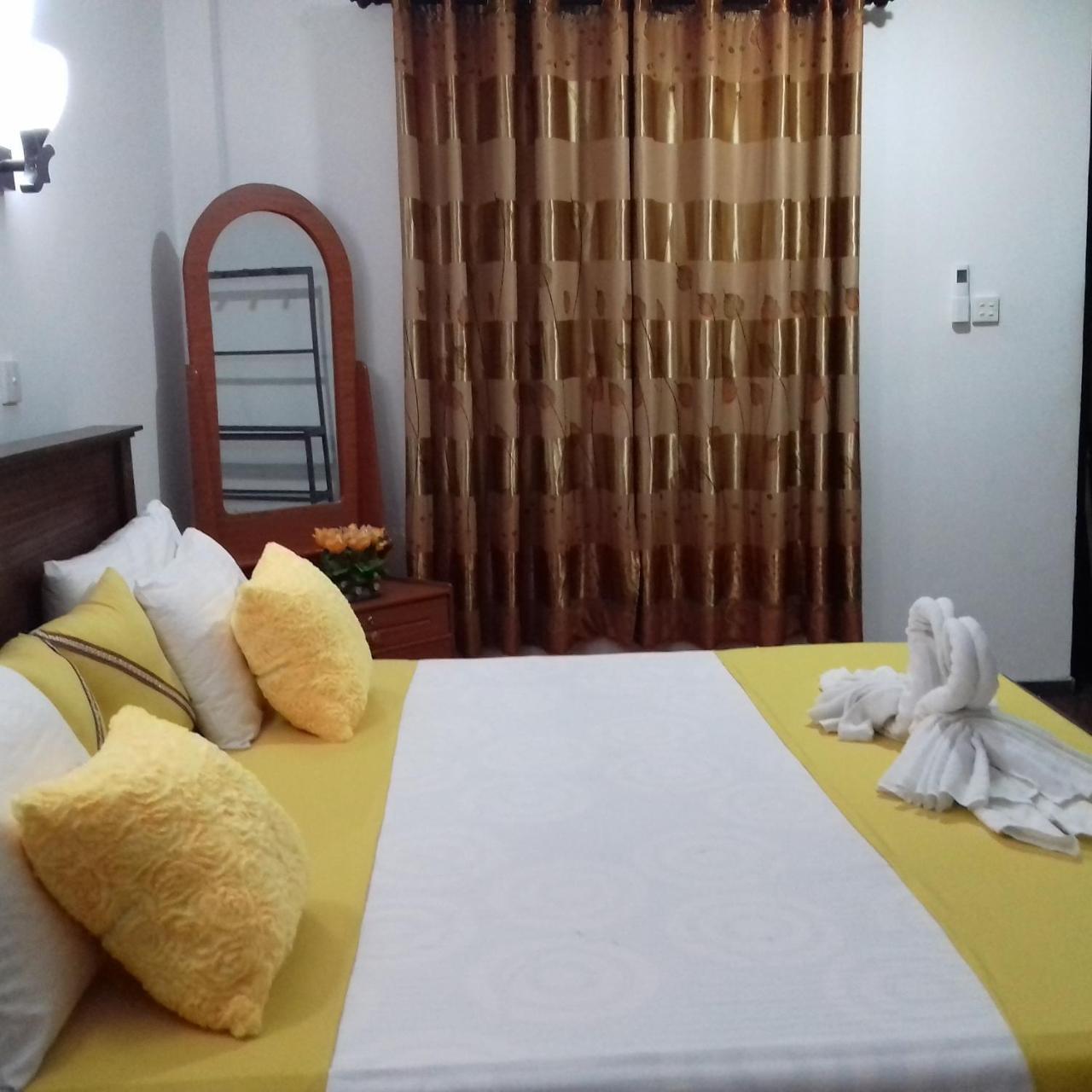 Rainbow Guest House هيكادوفا المظهر الخارجي الصورة