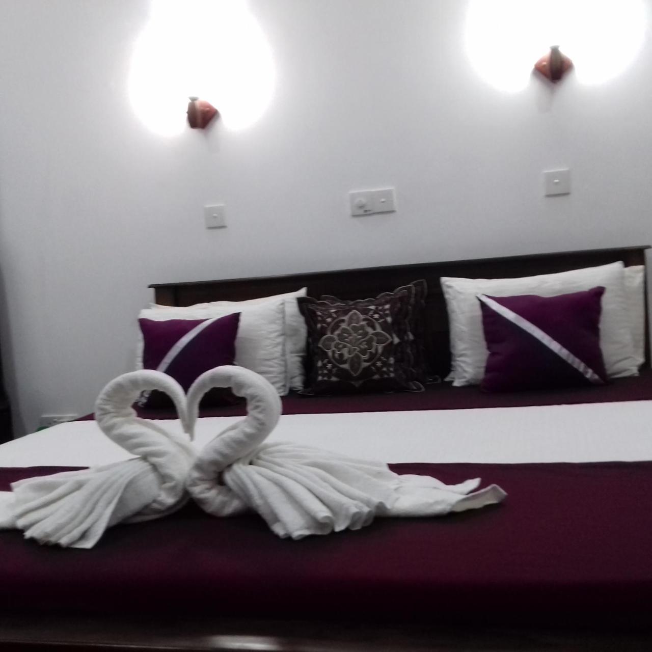 Rainbow Guest House هيكادوفا المظهر الخارجي الصورة