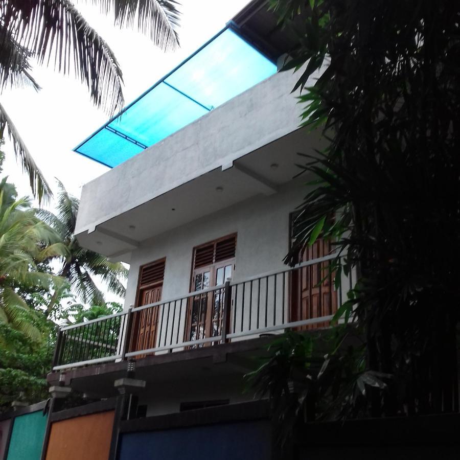 Rainbow Guest House هيكادوفا المظهر الخارجي الصورة