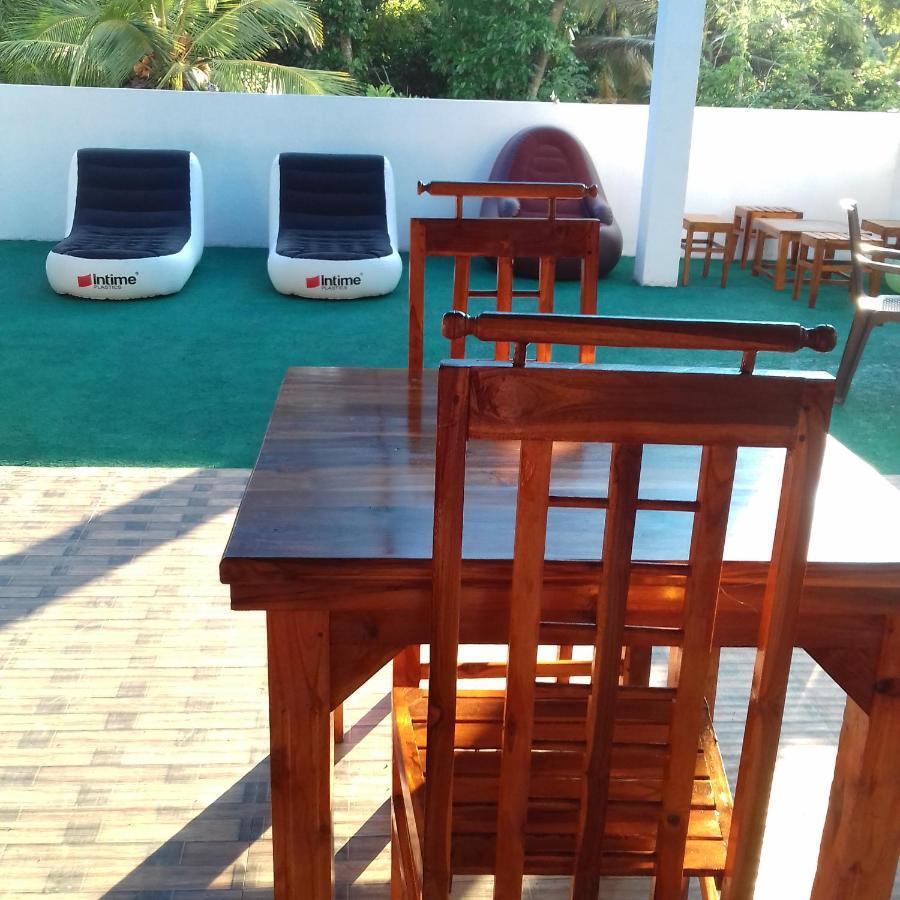 Rainbow Guest House هيكادوفا المظهر الخارجي الصورة